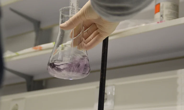 How to Comprehensively Master A-Level Chemistry in Singapore